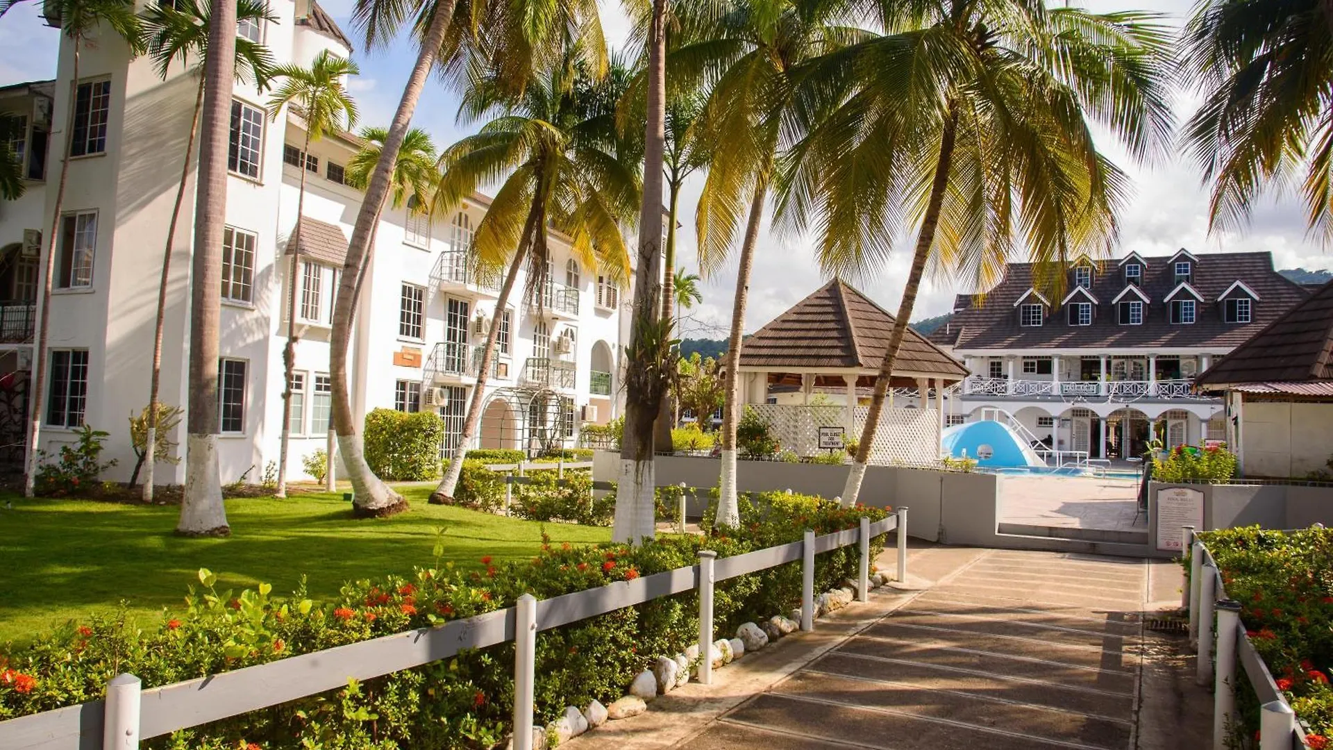 Czar'S Oasis Apt B27 @ Ocho Rios